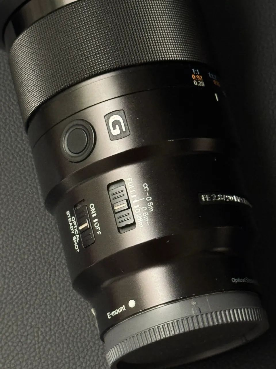 Sony 90mm 2.8 macro G OSS - Acessórios para Câmeras e Filmadoras