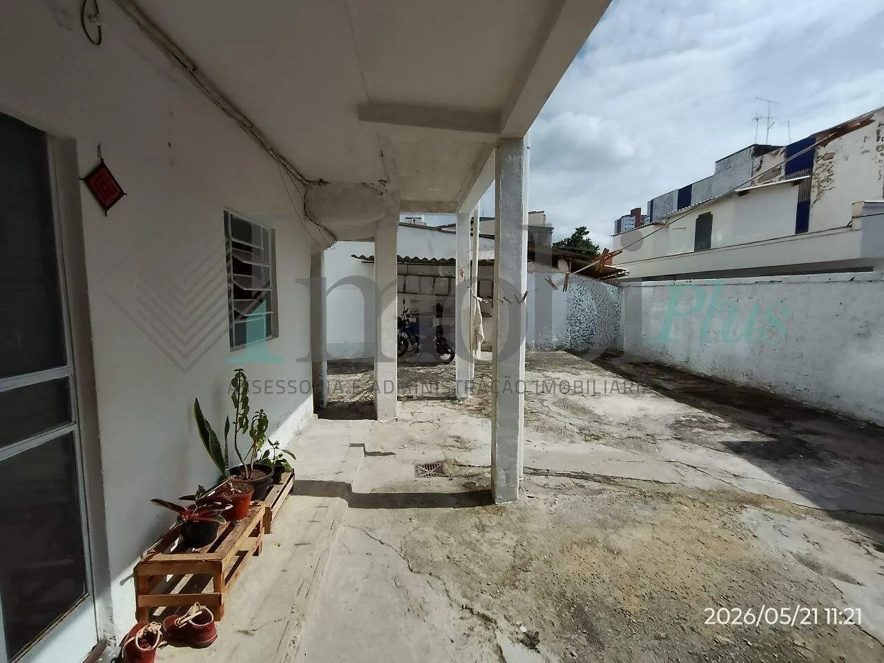 Lote com casas para investimento - Foto 3