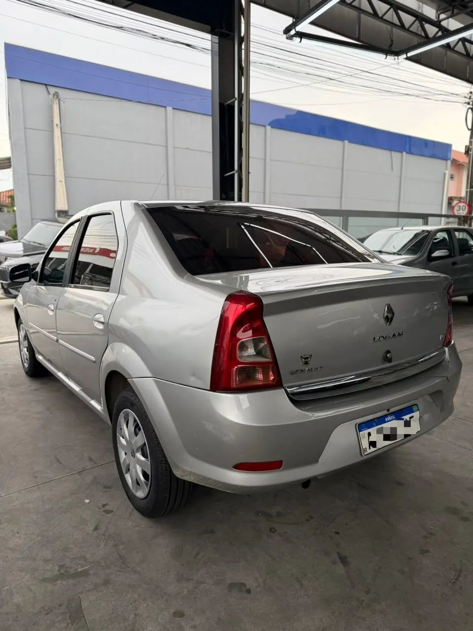 Renault Logan Expression Hi-flex 1.6 8V 4P 2013 - Foto 5