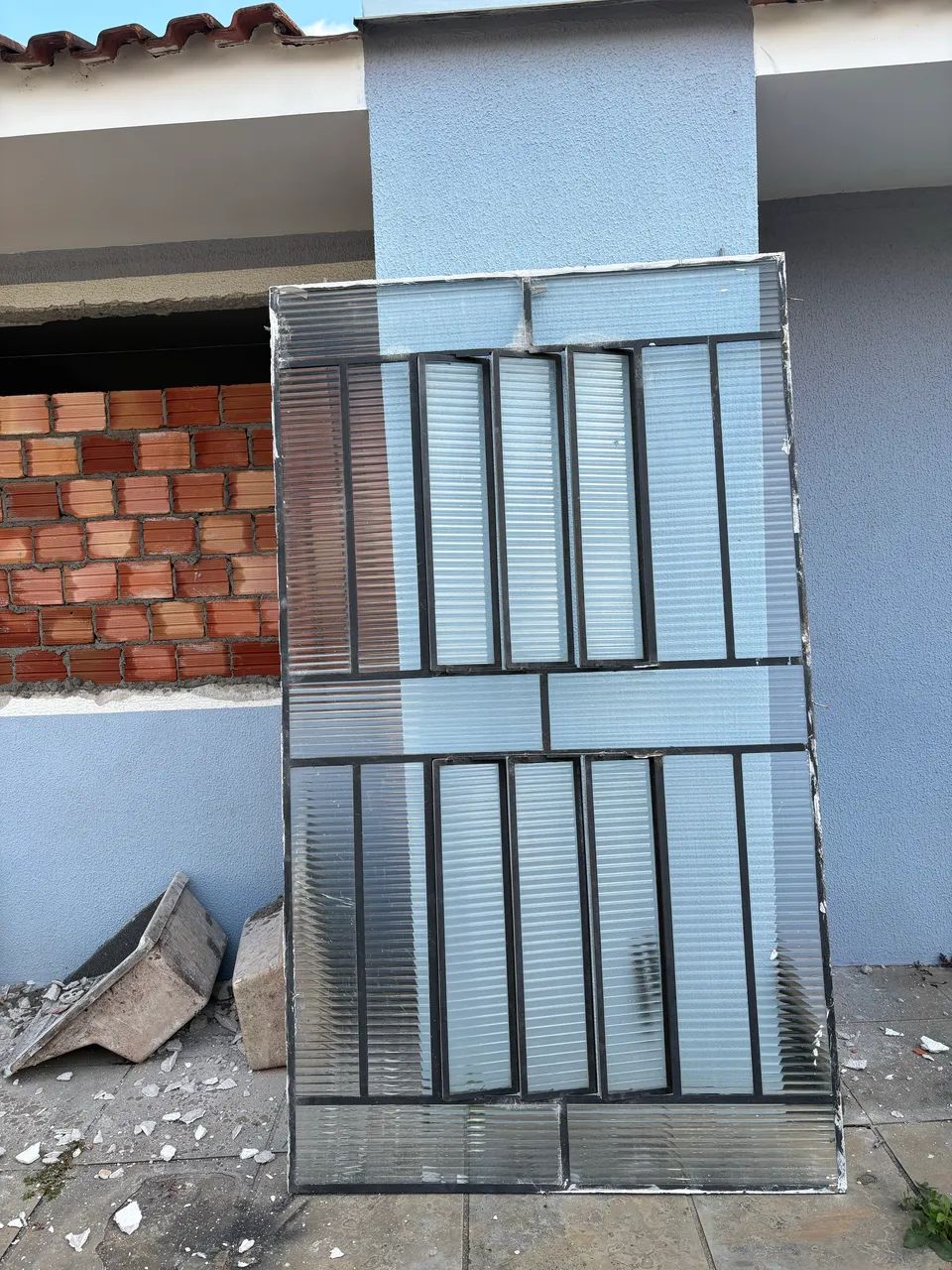 Janela de ferro com vidro 