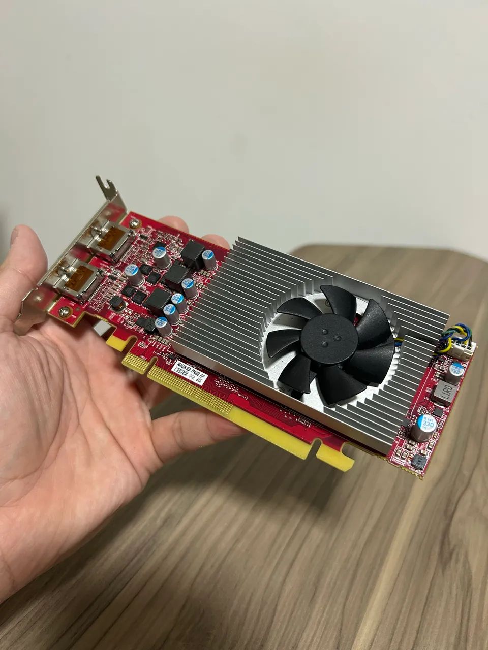 Placa de vídeo AMD 550 Gddr5 Low Profile - Foto 2