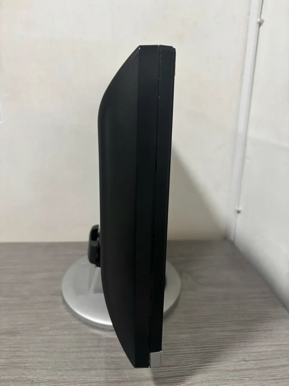Monitor aoc 19 polegadas, retirada de peças - Foto 2