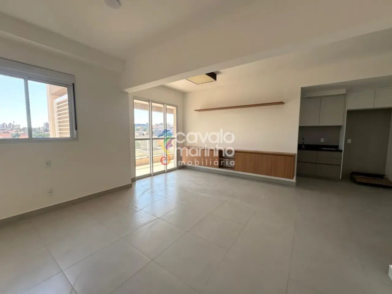 Apartamento para alugar no Edifício Prizma com 2 quartos e 2 vagas, 79m² - Jardim Sumaré.