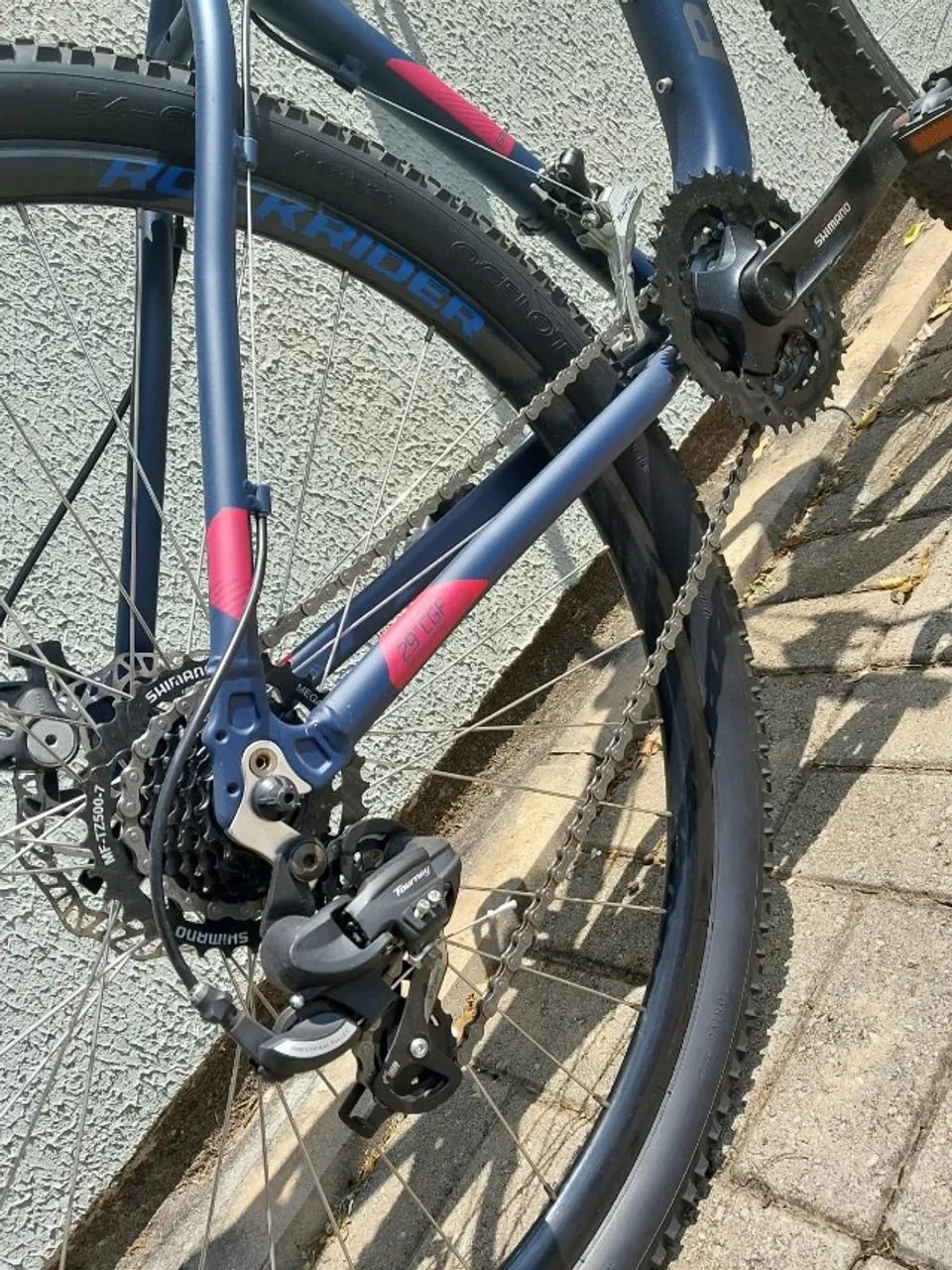 Bicicleta RockRider ST 120 aro 29" com 21 marchas - Foto 4