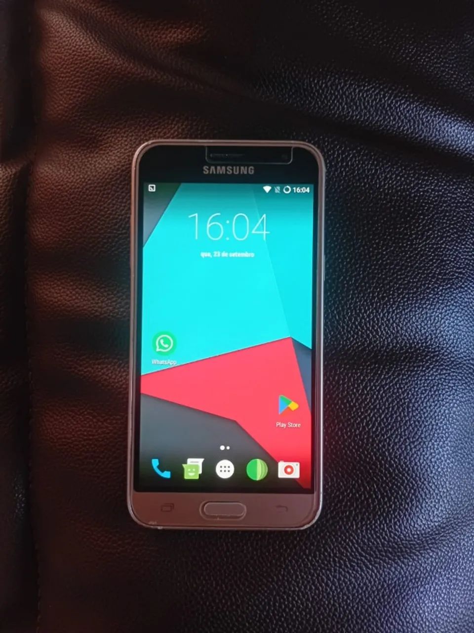 Samsung Galaxy J3 com whatsapp