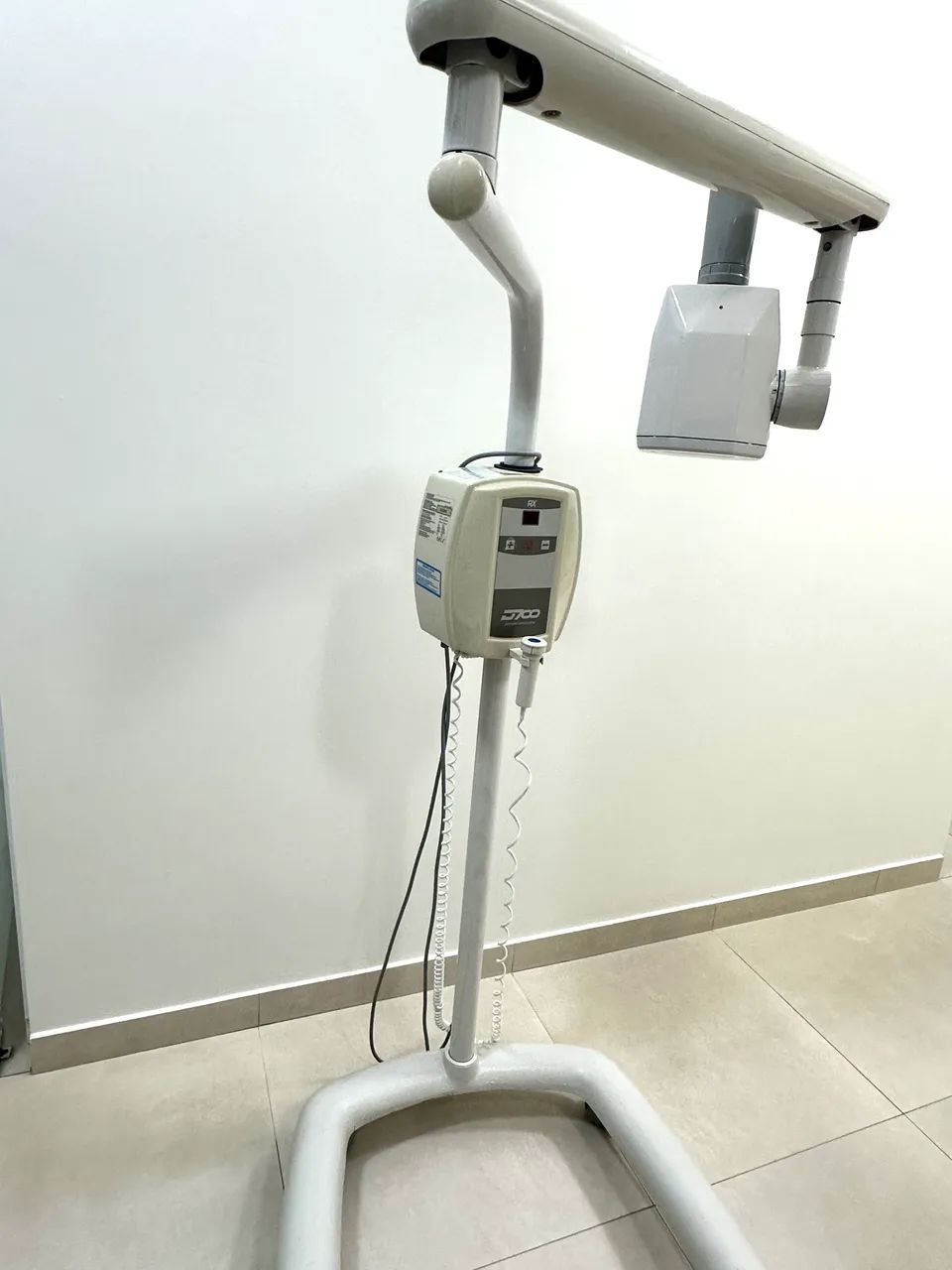 Coluna móvel D700