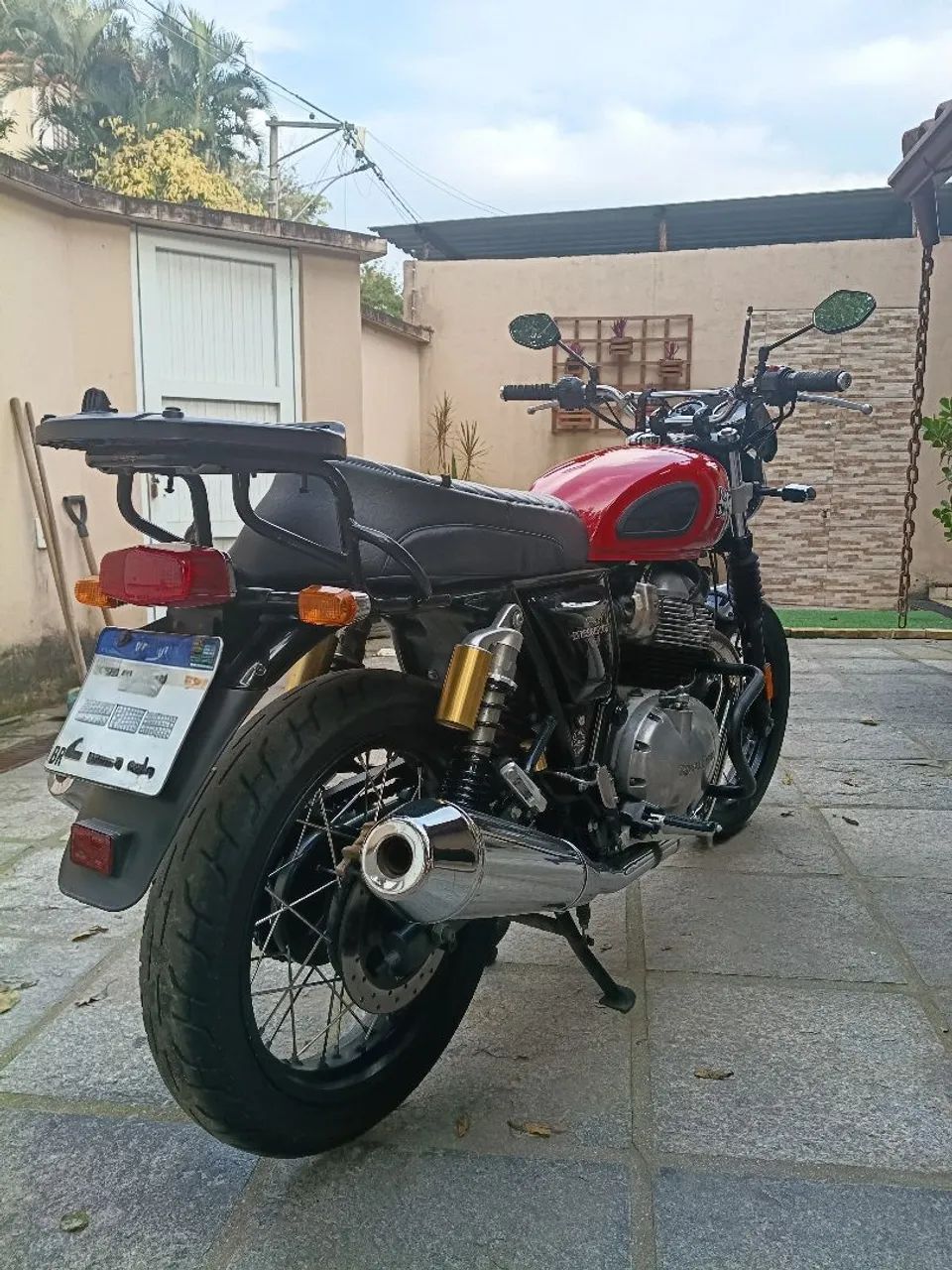 Royal Enfild Interceptor 650 - Foto 3