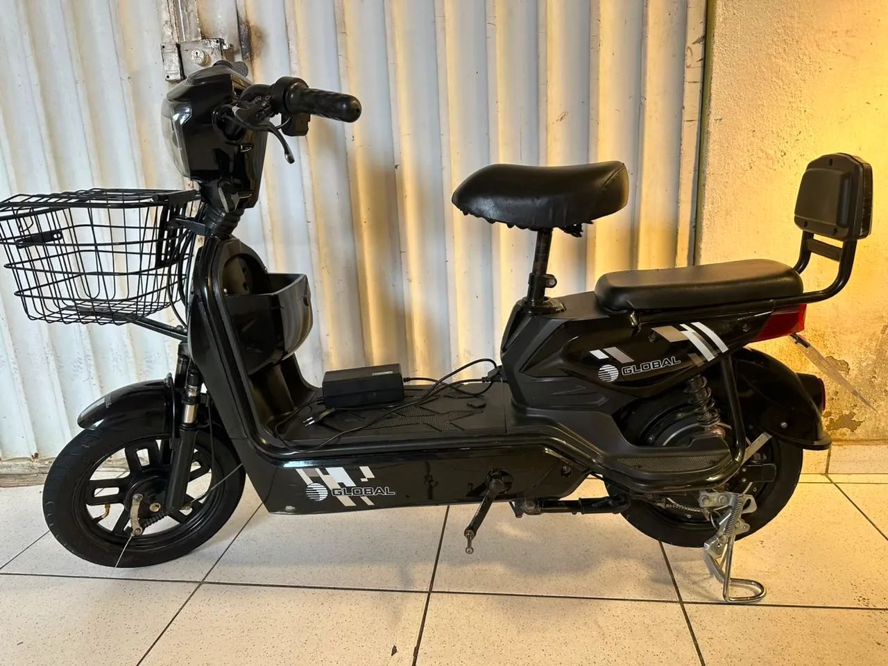 3.000