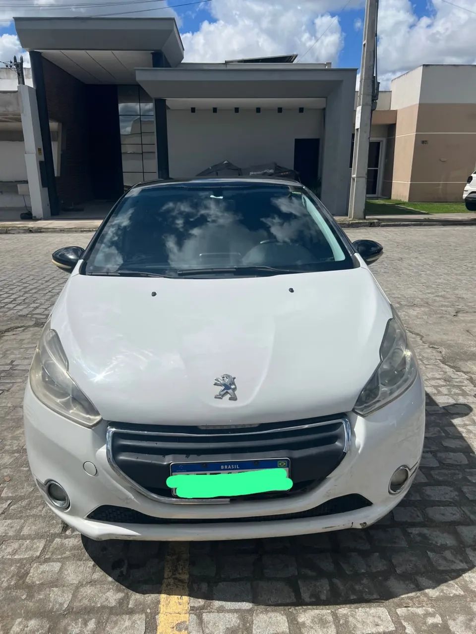 Peugeot 208 2015