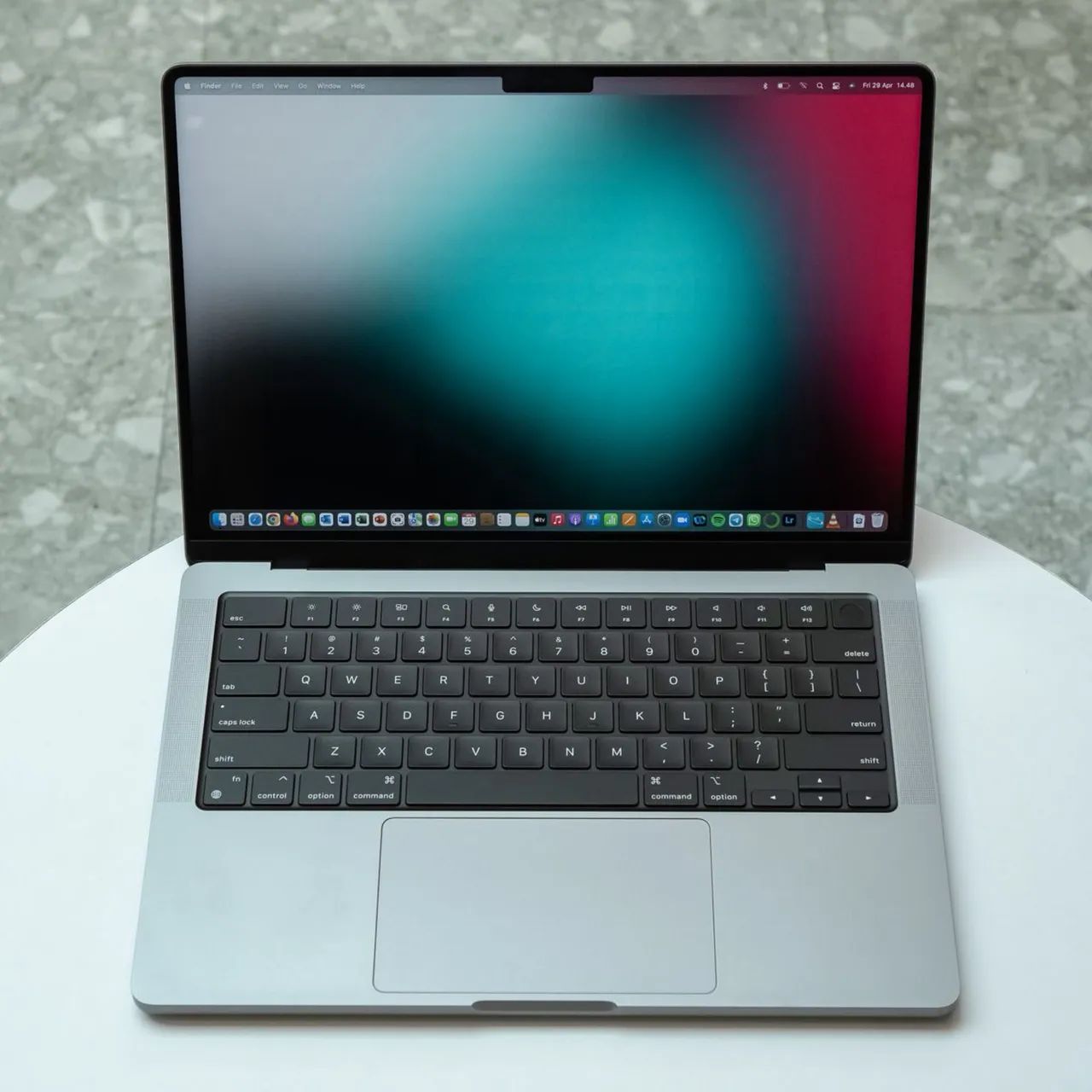 MacBook Pro M1 Pro 2021 - Foto 2