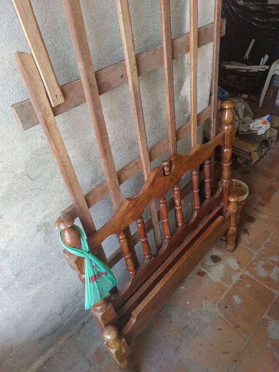 Cama Solteiro em Madeira Usado - Foto 3
