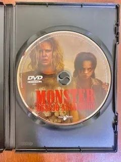DVD 'Monster: Desejo Assassino' (Charlize Theron-Christina Ricci) Edição Especial c/ Luva - Foto 2