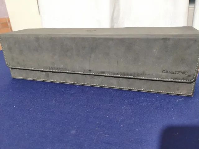 Gamegenic Card's Lair 400+ (pretolaranja) Deckbox - Foto 5