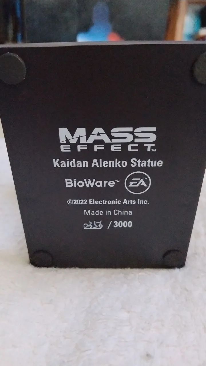 Figura Mass Effect Kaidan Alenko DEVPlus - Foto 5