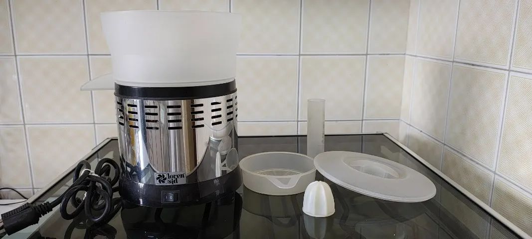 ESPREMEDOR / EXTRATOR DE SUCOS LOREN SID - INOX