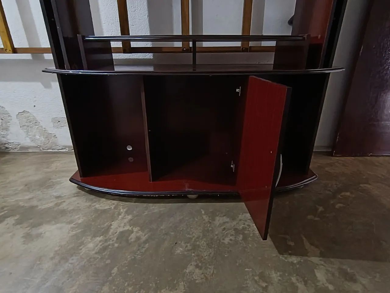 Estante de mogno com vidro  - Foto 2