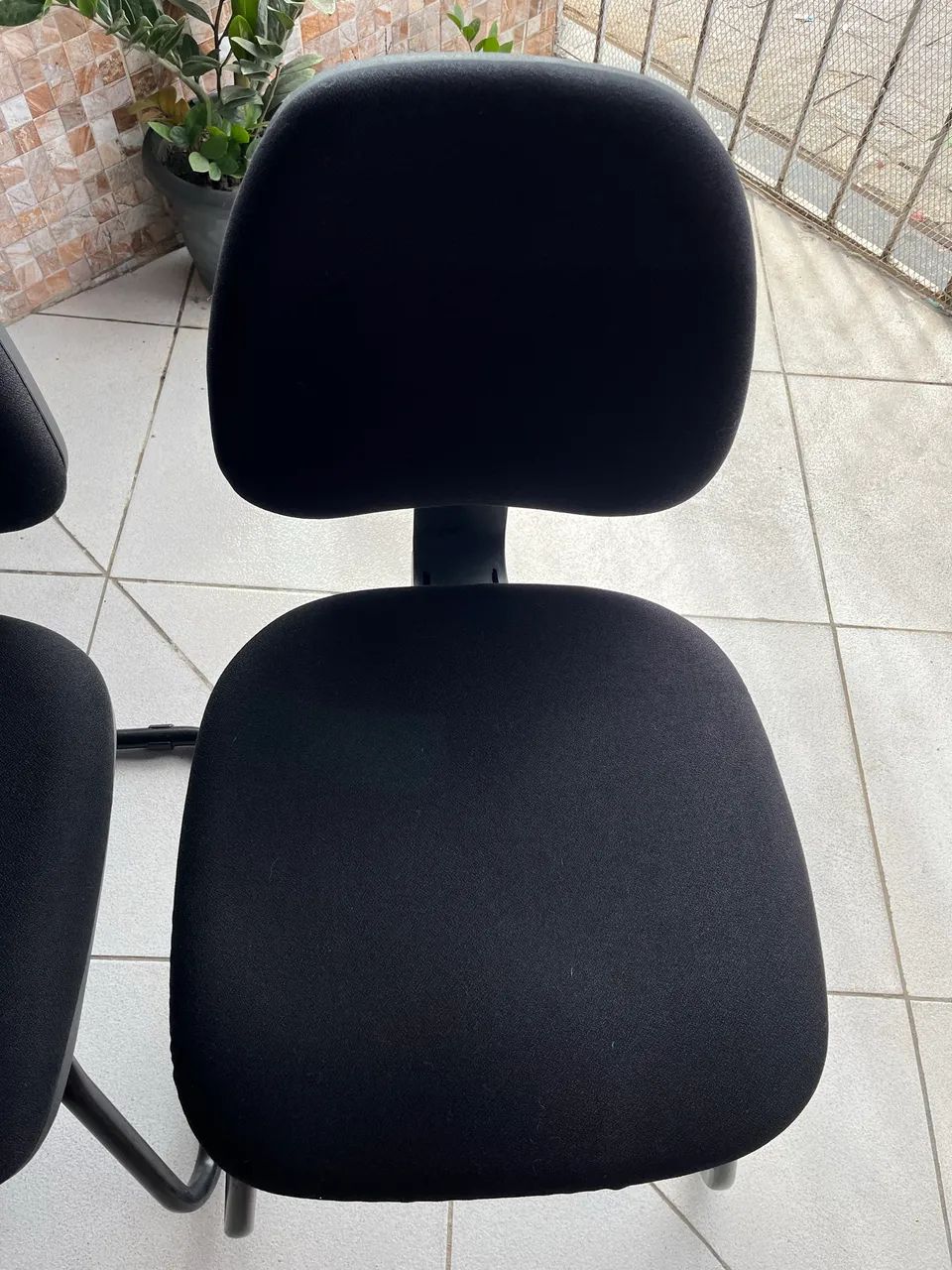 Kit 3 cadeiras Flexform longarina (soltas) para recepção  - Foto 3