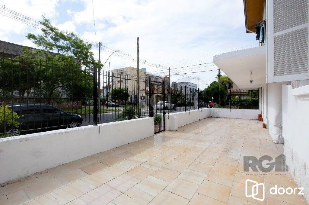 Prédio 3 andares. Composto de salas e apartamentos - Foto 3