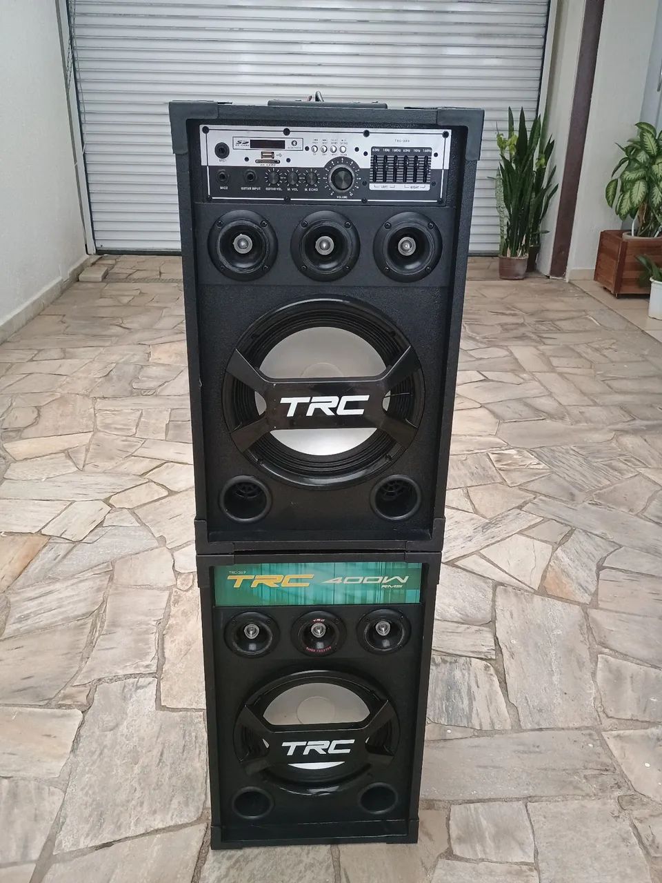 CAIXA DE SOM AMPLIFICADA TRC