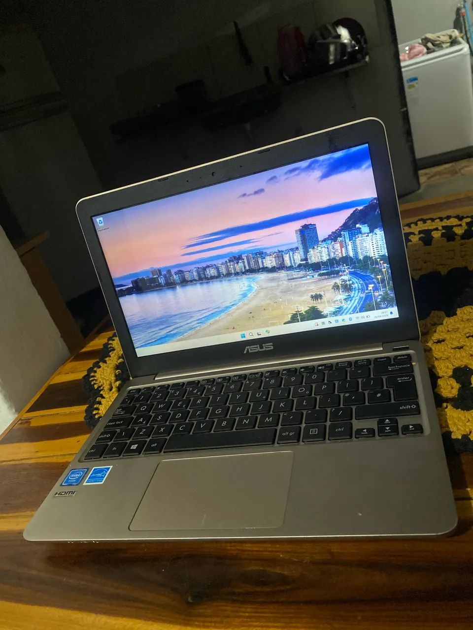 Vende-se notebonk 