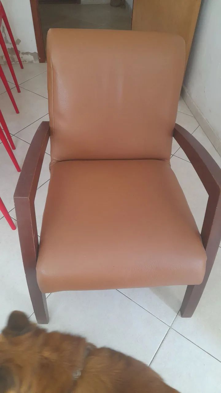Poltronas de madeira  - Foto 4