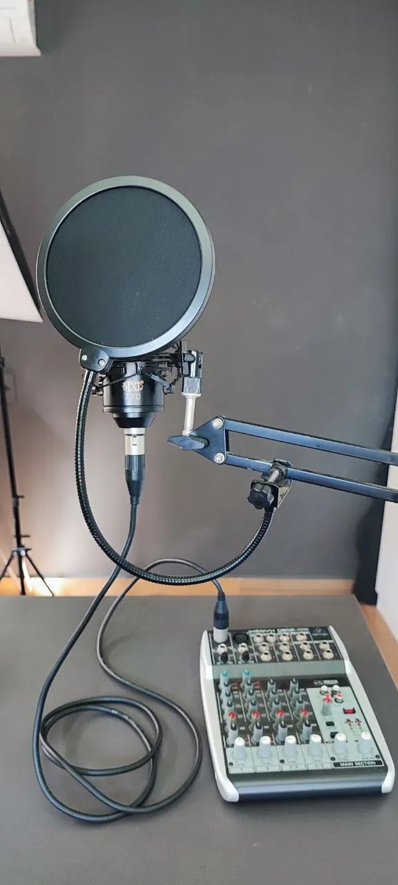 Kit Microfone MXL 770 + Mesa Behringer Q802USB + Braço articulado + Pop Filter - Foto 2