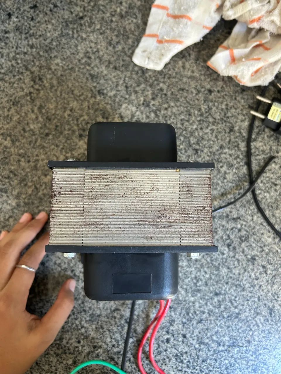 Vende-se transformador 