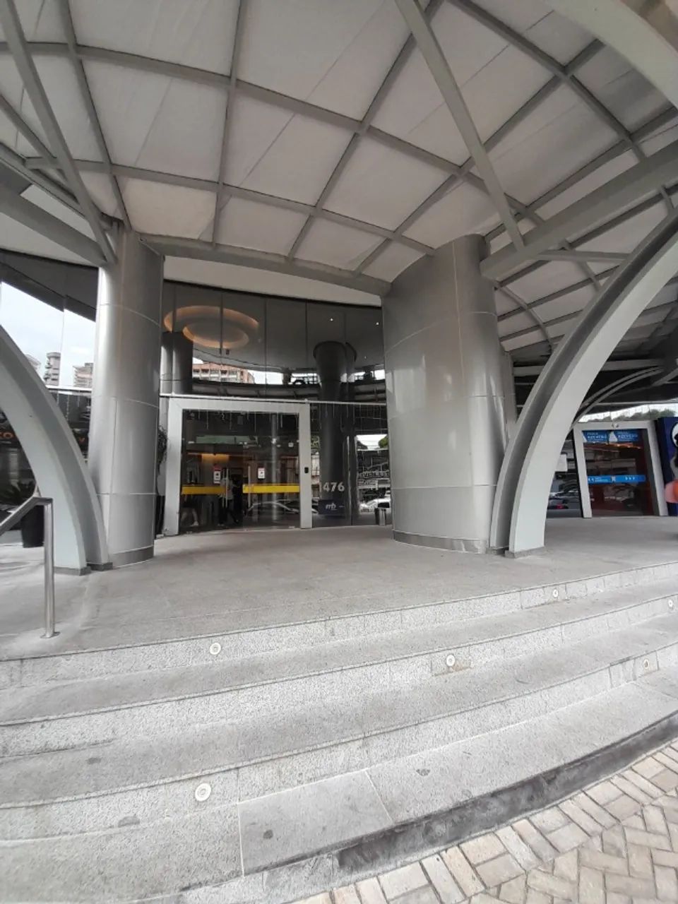 Ed "Evolution" 28m² Prédio inteligente   19º andar portaria 24h c/ biometria, estacio pago - Foto 2