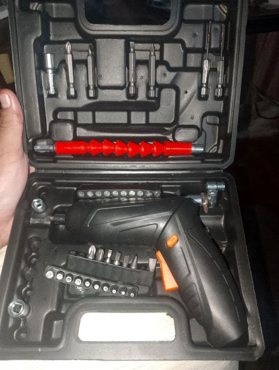 Mini parafusadeira e furadeira.439340479629895683