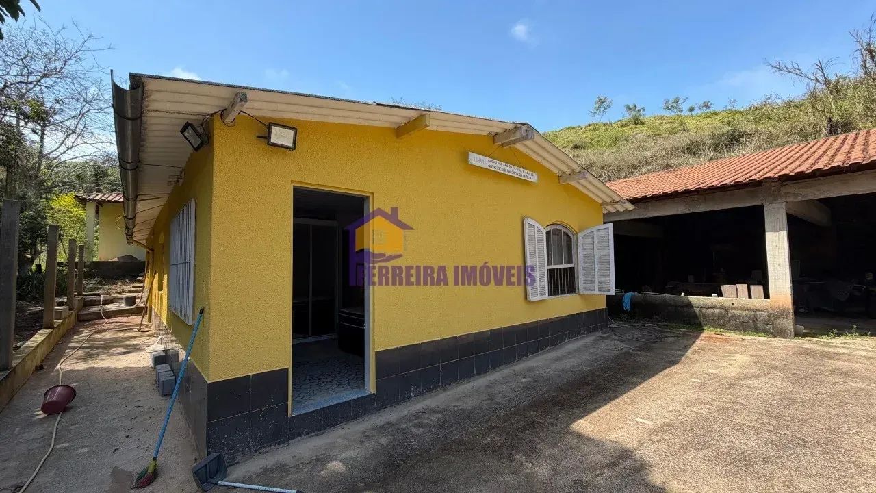 Ibiúna, chácara com lago e 2 casas - Foto 2