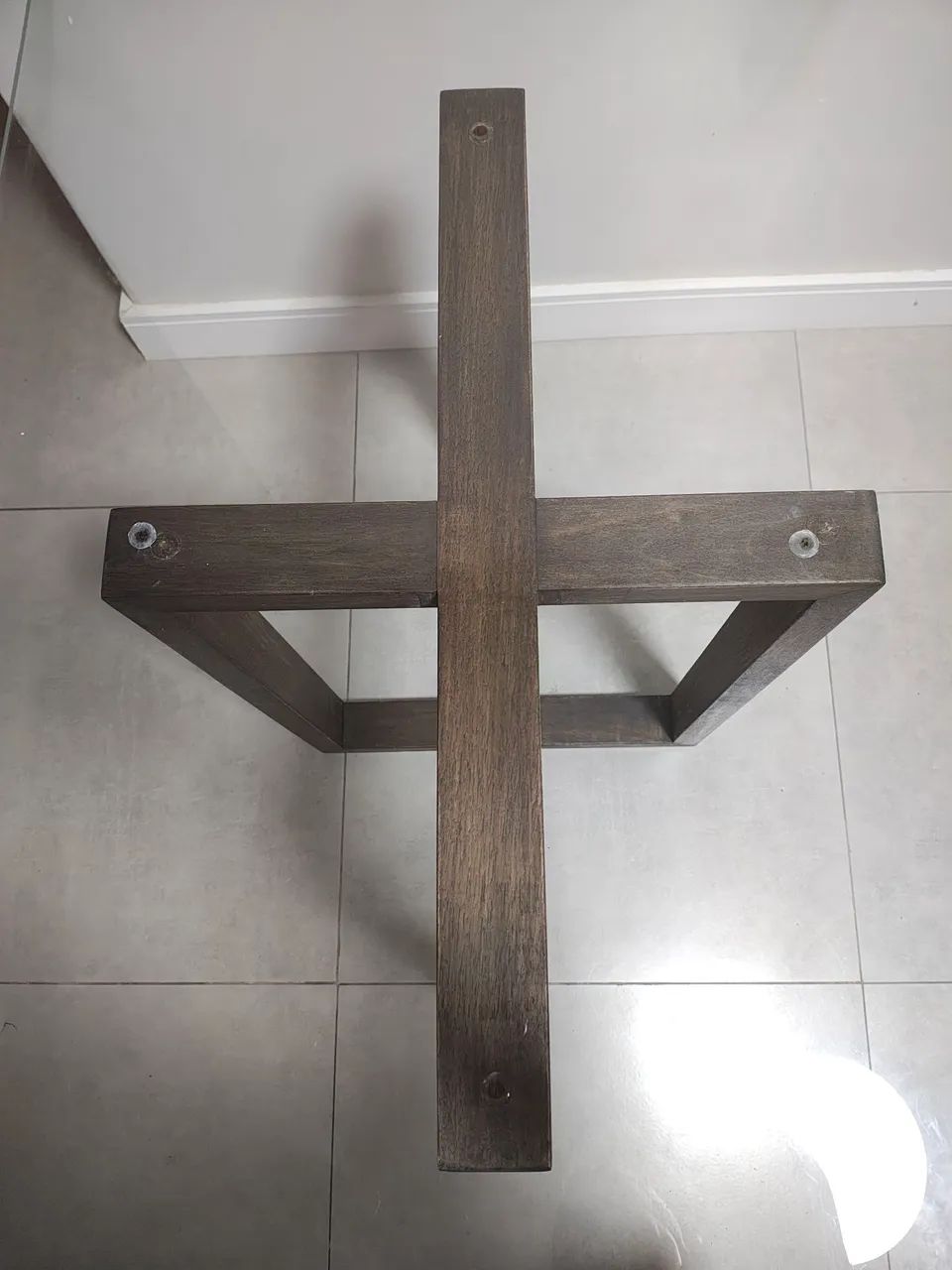 Mesa com tampo de vidro e 4 cadeiras  - Foto 4