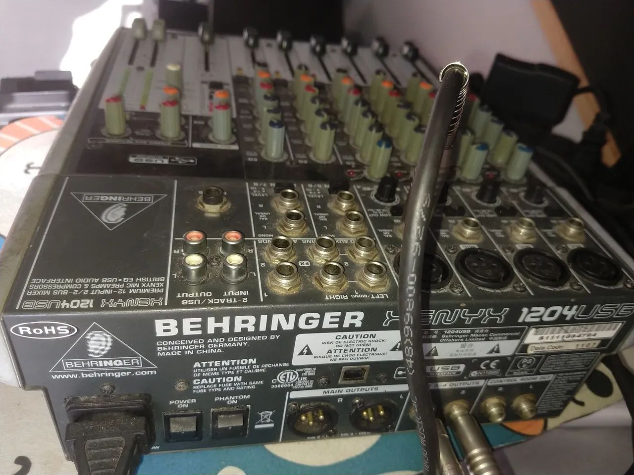 mesa de som behringer Xenyx - Foto 2