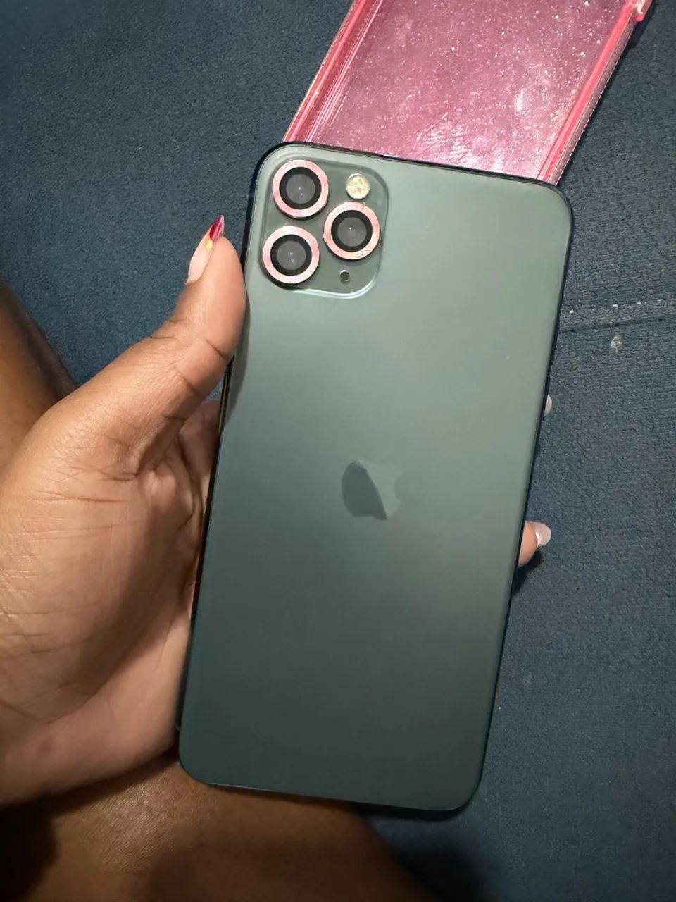 Vendo iPhone 11 Pro Max em perfeito estado 