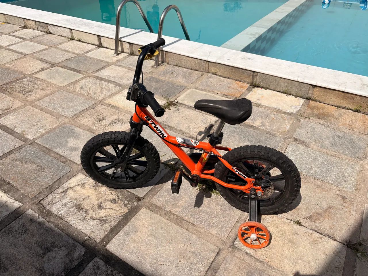 Bicicleta BTWIN aro 14  - Foto 4
