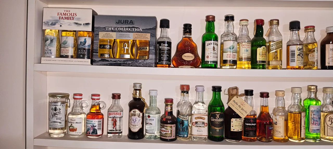 Coleção de miniaturas de bebidas. - Foto 3