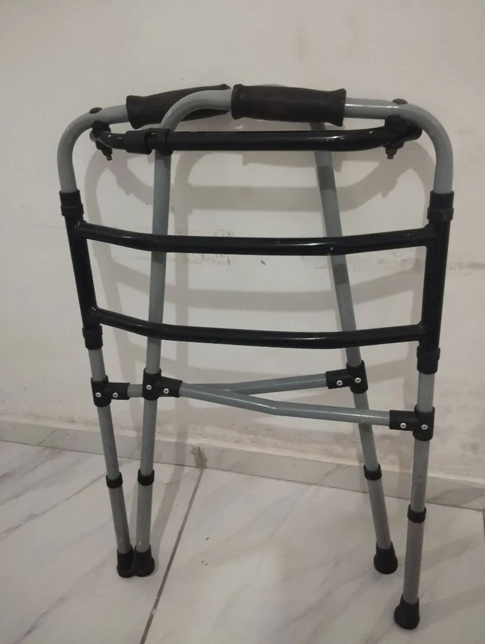Andador e bengala  - Foto 4