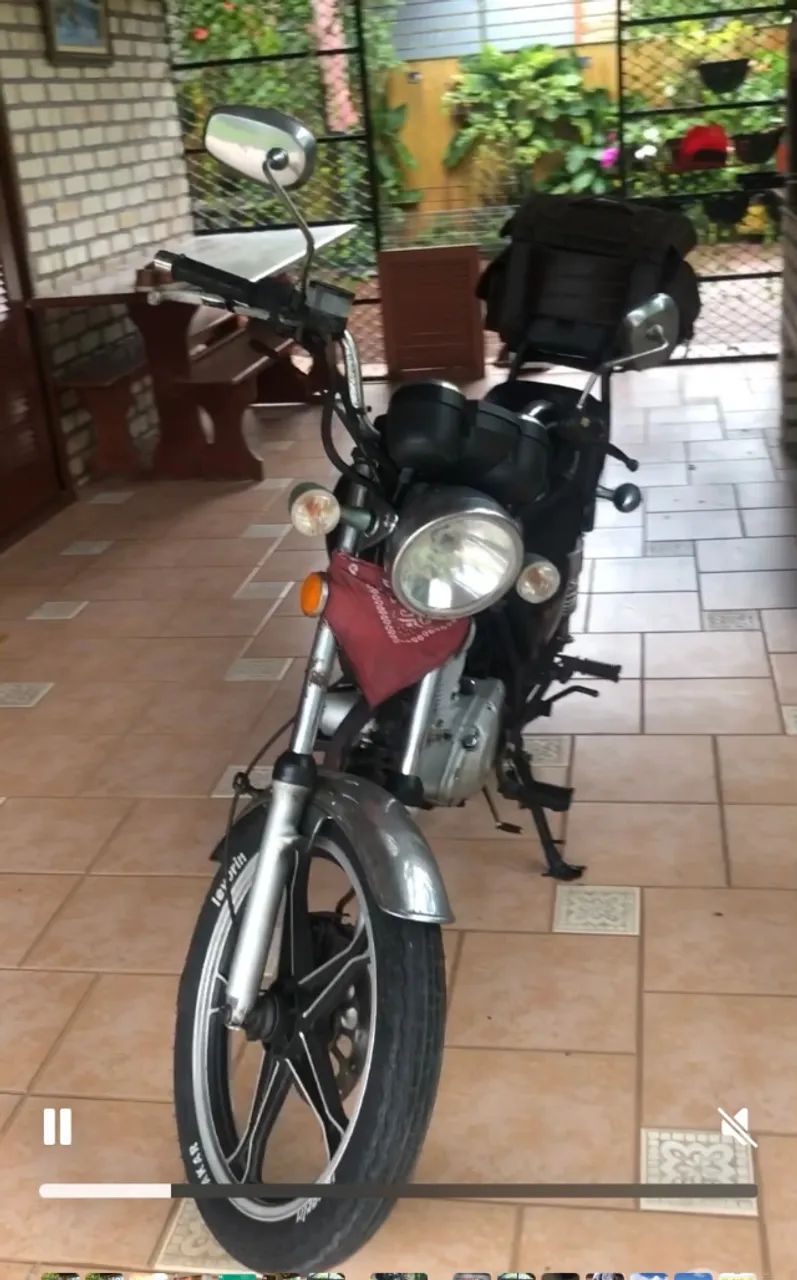Linda Intruder 125
