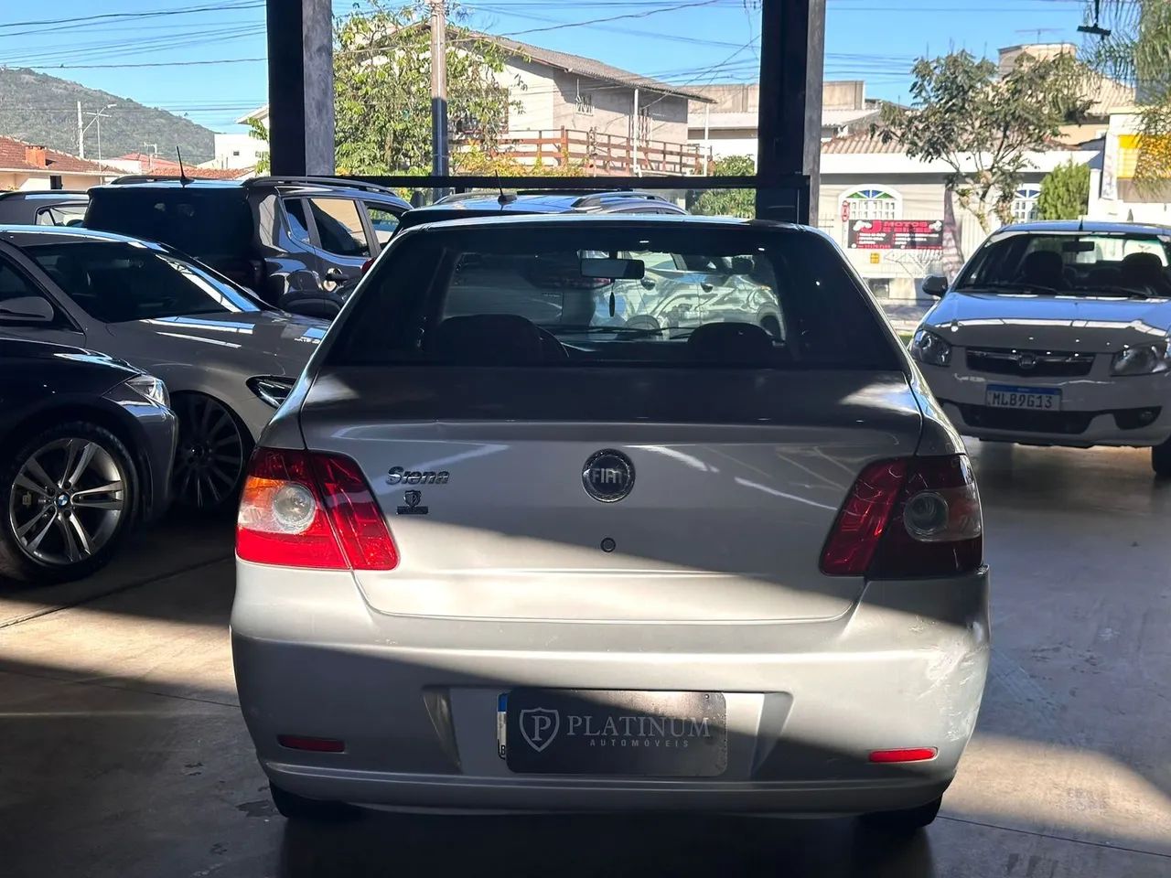 Fiat Siena Celebration 1.0 Fire Flex 8V 4P 2007 - Foto 4