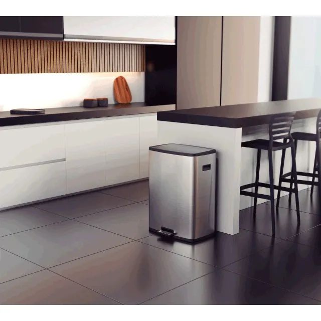 Lixeira Octos Inox Balde Removível E Pedal 45l - Tramontina - Foto 2