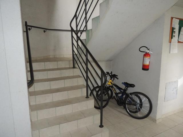 Apartamento 2 quartos, salão de festas e portaria 24h- colônia rio grande - Foto 18