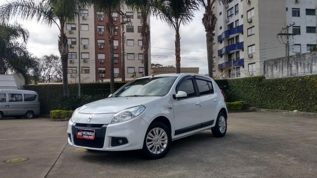Renault Sandero Privilege 1.6 16v Automático