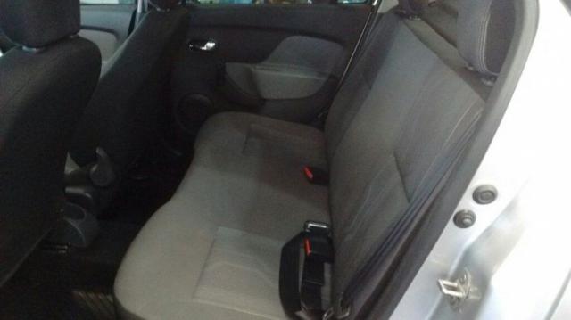 RENAULT LOGAN EXPRESSION NOVA SÉRIE 1.6 8V EASYR HIPOWER FLEX Prata 2014/2015 - Foto 13