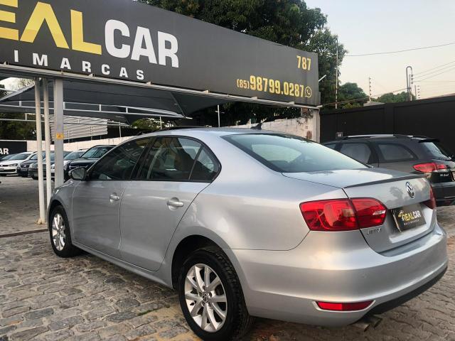 Jetta confortline 2.0 2013 com Teto Solar - Foto 4