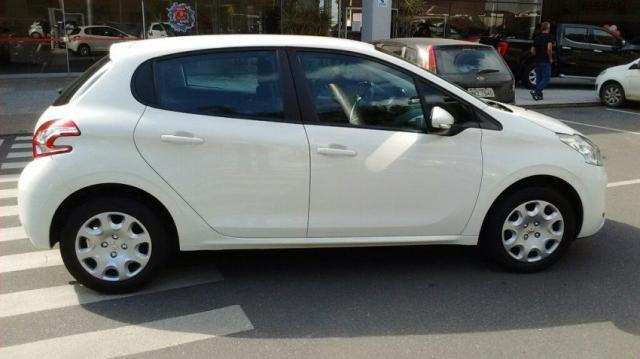 PEUGEOT 208 ACTIVE 1.5 8V FLEX Branco 2014/2015 - Foto 7