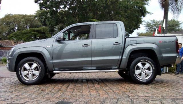 VOLKSWAGEN AMAROK CD HIGHLINE 4MOTION 2.0 BI-TDI AT Cinza 2016/2017 - Foto 9