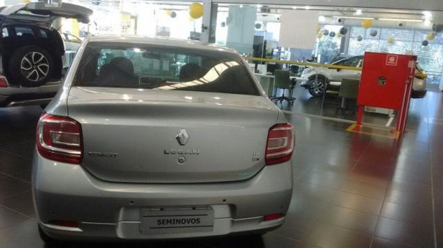 RENAULT LOGAN EXPRESSION NOVA SÉRIE 1.6 8V EASYR HIPOWER FLEX Prata 2014/2015 - Foto 3