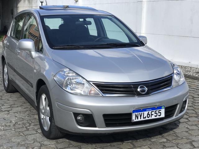 Nissan Tiida SL 1.8 2010/2011 Câmbio manual