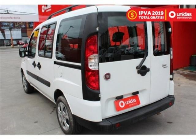 Fiat Doblo Essence 1.8 7 lugares 2018/2019 - Foto 4