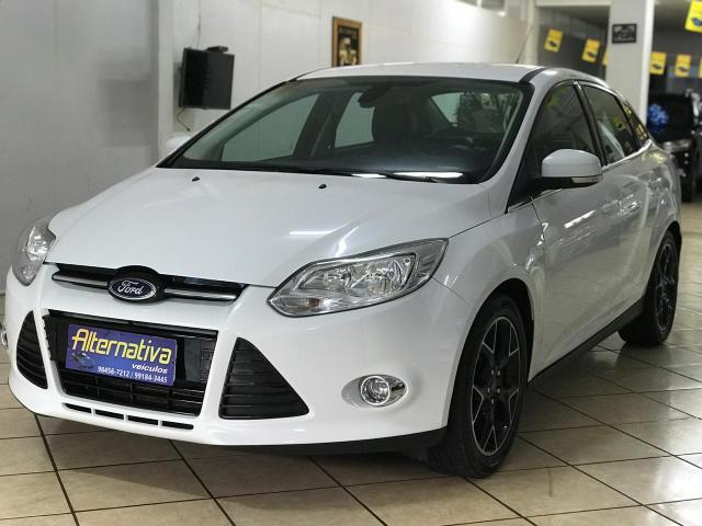 Focus sed Titanium único dono - Foto 9