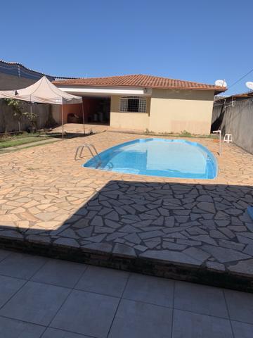 Oportunidade: Casa de 3 qts, suíte, laje no St de Mansões de Sobradinho